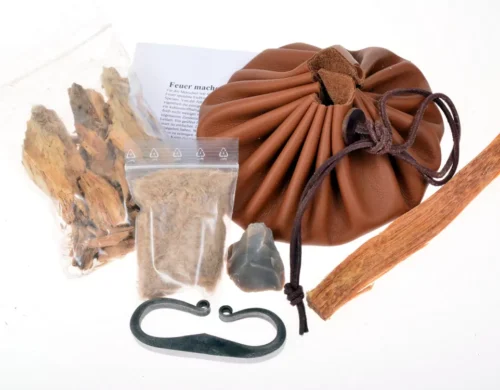 Medieval lighter set in a spacious leather pouch